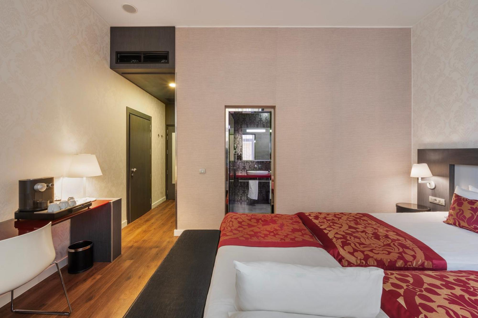 Hotel Eurostars Palazzo Zichy 4*